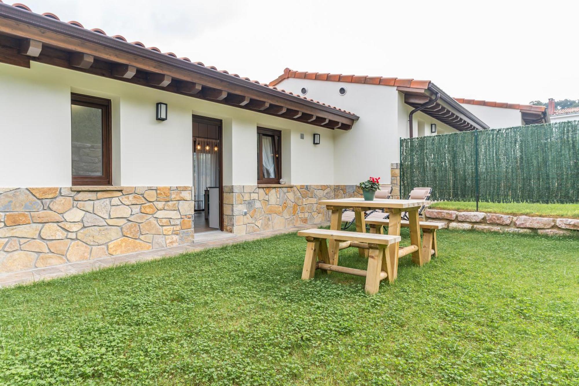Apartamentos Cuetumerin Кангас-де-Оніс Екстер'єр фото