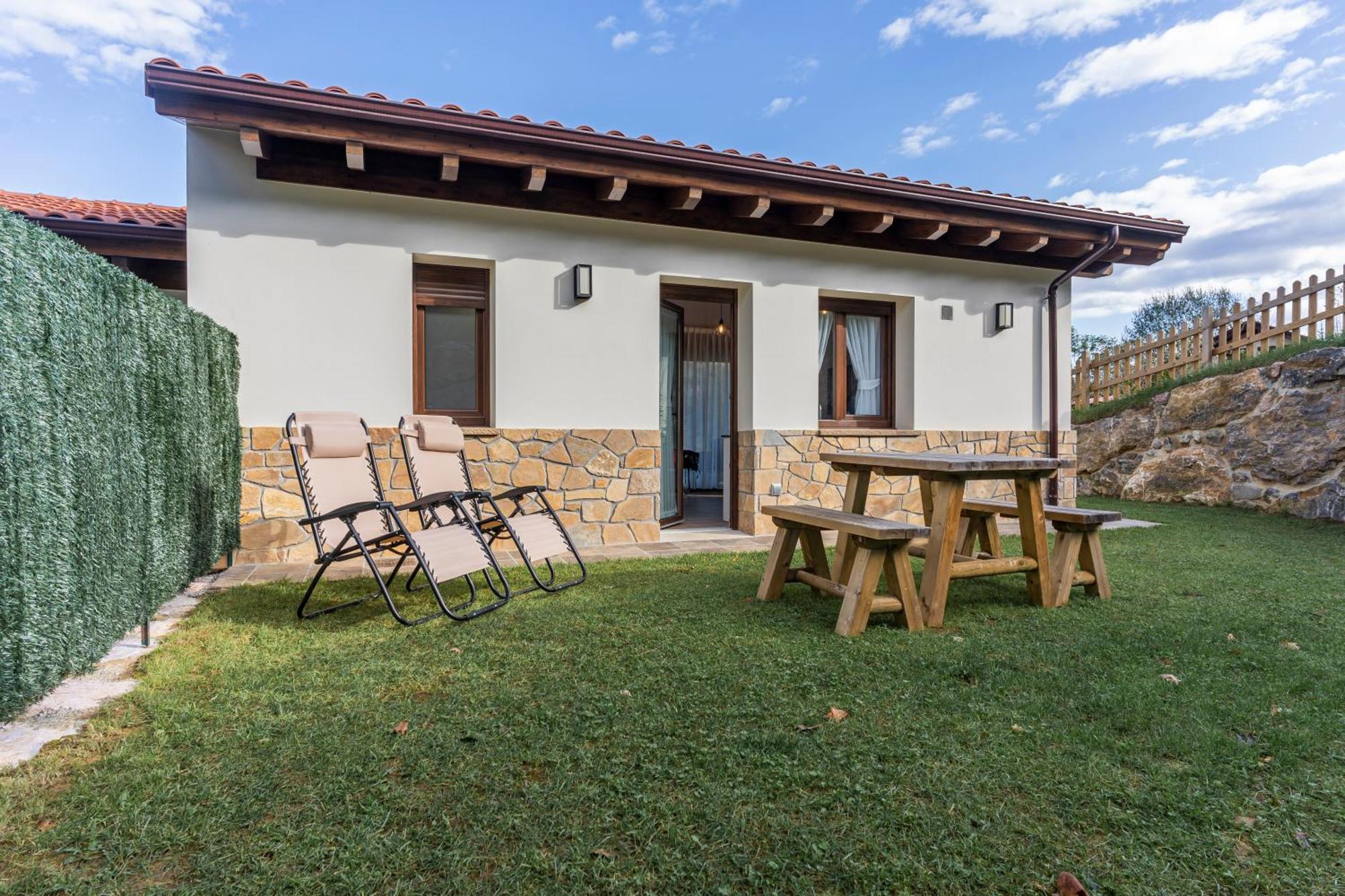 Apartamentos Cuetumerin Кангас-де-Оніс Екстер'єр фото